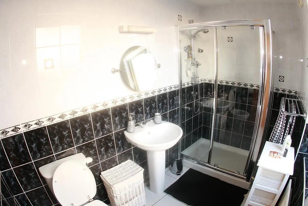 Bradbury Court Penthouse Apartment Belfast
