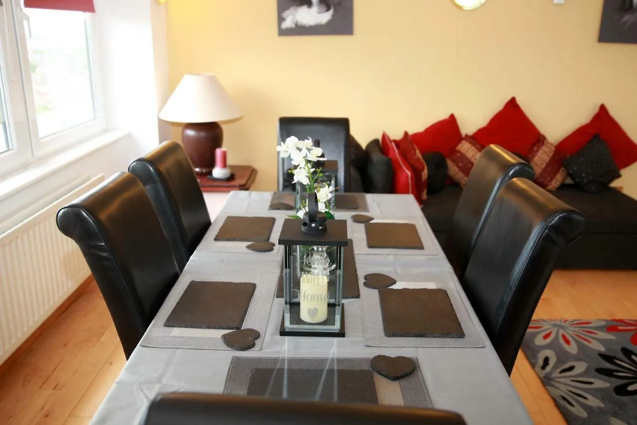 Bradbury Court Penthouse Apartment Belfast 0*,  United Kingdom
